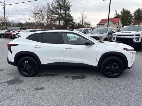 New 2026 Chevrolet Trax ACTIV w/ Driver Confidence Package image 9