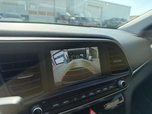 Used 2020 Hyundai Elantra SEL w/ Cargo Package (C1) FWD image 14