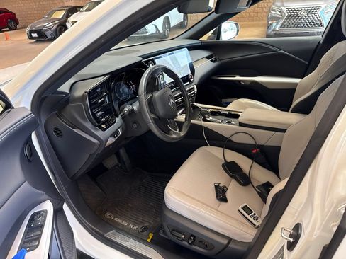 Certified 2024 Lexus RX 350 Premium w/ Accessory Package (Z1) FWD image 5