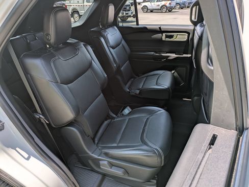 Used 2020 Ford Explorer ST w/ Premium Technology Package AWD/4WD image 21
