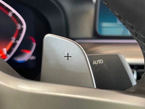 Used 2021 BMW 540i xDrive w/ M Sport Package image 29