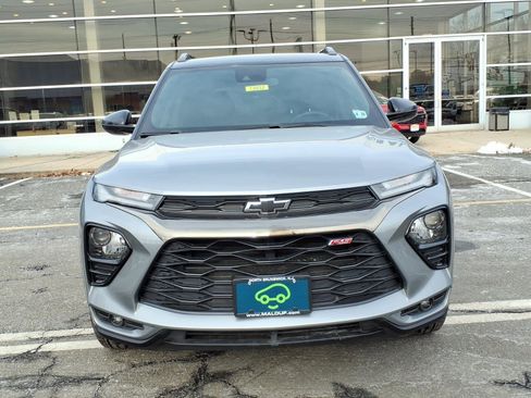 Used 2023 Chevrolet TrailBlazer RS image 2