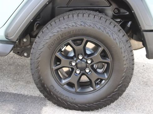 Used 2023 Jeep Wrangler Unlimited Sport AWD/4WD image 7