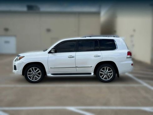 Used 2014 Lexus LX 570 4WD image 5