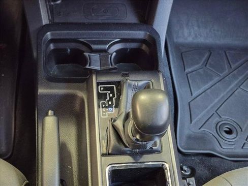 Used 2019 Toyota Tacoma TRD Off-Road RWD image 12