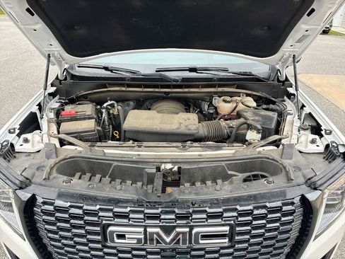 Used 2023 GMC Yukon Denali Ultimate AWD/4WD image 31