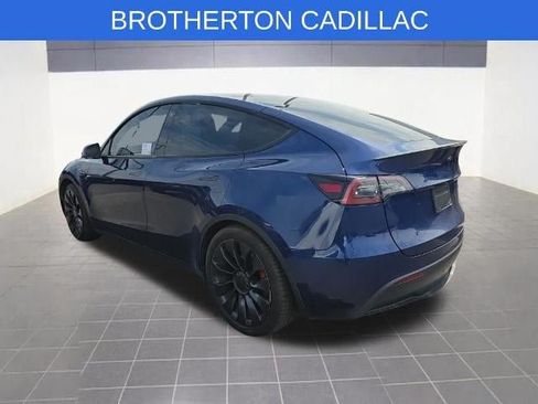 Used 2022 Tesla Model Y Performance AWD/4WD image 10