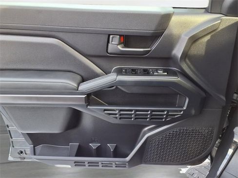 Used 2025 Toyota 4Runner SR5 image 17