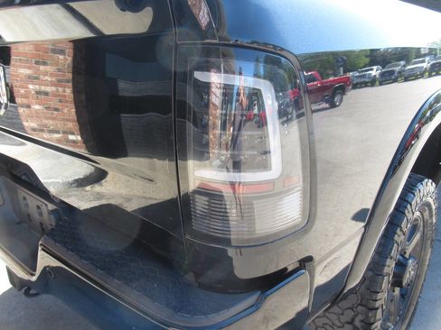 Used 2014 RAM 2500 Tradesman w/ Chrome Appearance Group AWD/4WD image 9