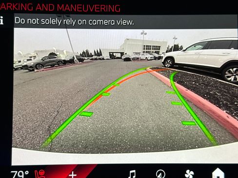 Used 2025 BMW i4 eDrive40 w/ Driving Assistance Package image 18