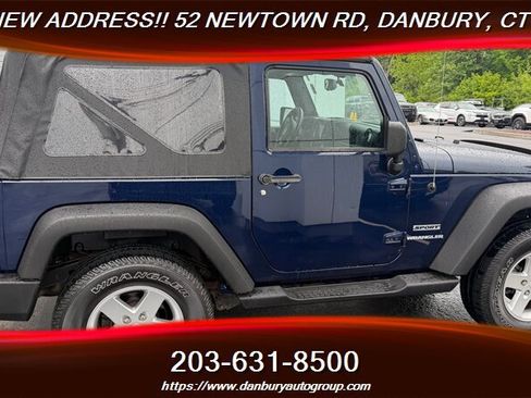 Used 2013 Jeep Wrangler Sport AWD/4WD image 7