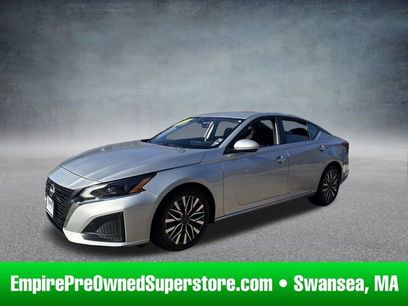 Used 2023 Nissan Altima 2.5 SV