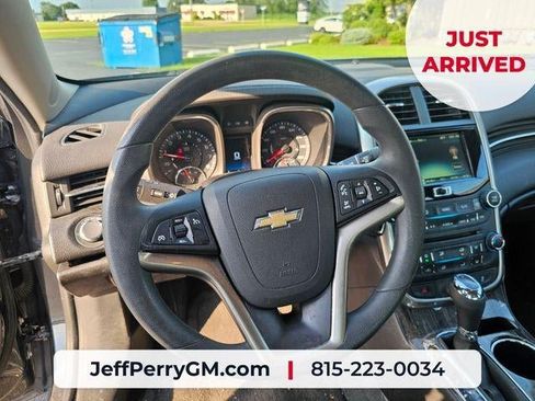 Used 2014 Chevrolet Malibu LT FWD image 16