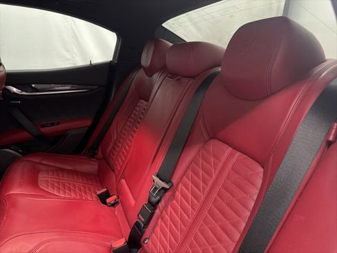 Used 2021 Maserati Ghibli Trofeo RWD image 19