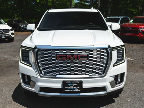 Used 2023 GMC Yukon Denali AWD/4WD image 2