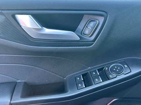 Used 2024 Ford Escape ST-Line w/ Equipment Group 301A FWD image 12
