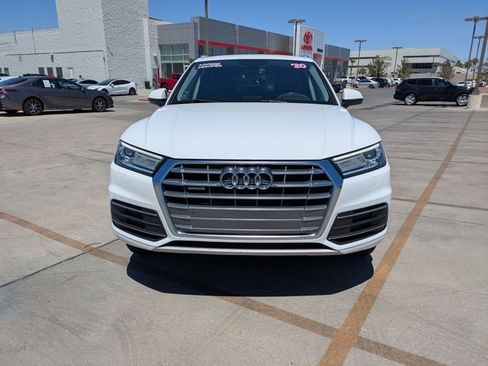 Used 2020 Audi Q5 2.0T Premium w/ Convenience Package AWD/4WD image 2