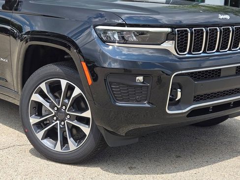 New 2025 Jeep Grand Cherokee L Overland w/ Trailer Tow Package image 3