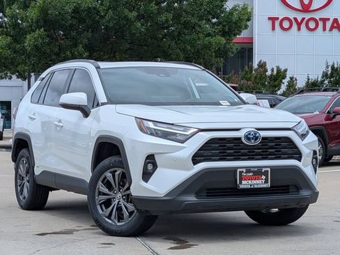 Used 2024 Toyota RAV4 XLE Premium w/ Weather Package AWD/4WD image 2