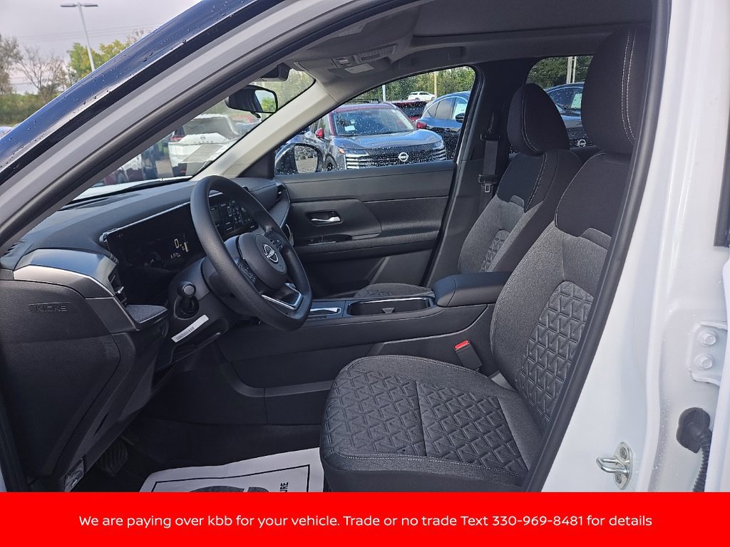 New 2027 Nissan Kicks SV w/ SV Premium Package AWD/4WD image 9