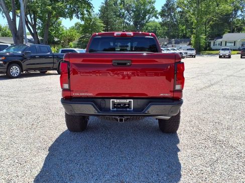 Used 2023 Chevrolet Colorado ZR2 w/ ZR2 Convenience Package III image 6