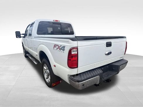 Used 2016 Ford F250 Lariat w/ Lariat Ultimate Package AWD/4WD image 18