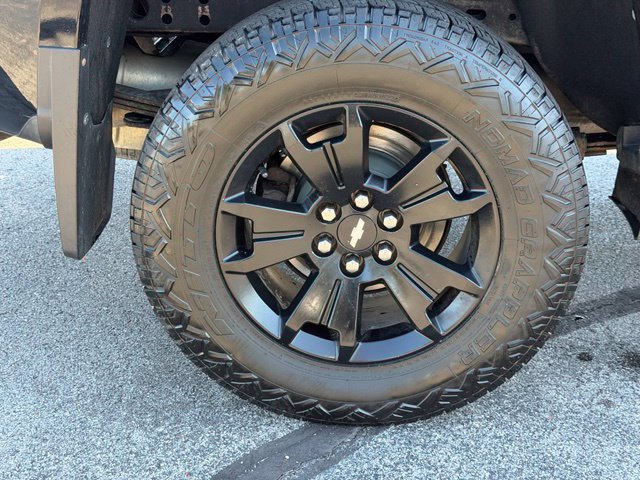 Used 2018 Chevrolet Colorado Z71 w/ Z71 Midnight Edition AWD/4WD image 14