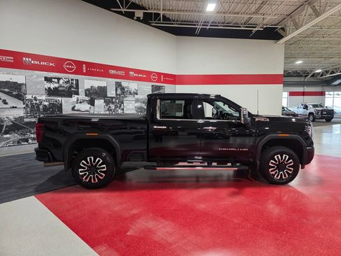 Certified 2024 GMC Sierra 3500 Denali w/ Denali Reserve Package image 2