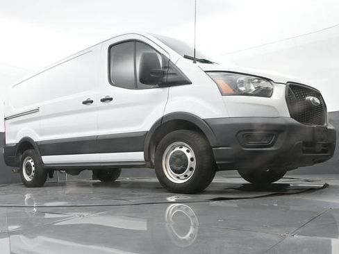 Used 2021 Ford Transit 150 Low Roof RWD image 9