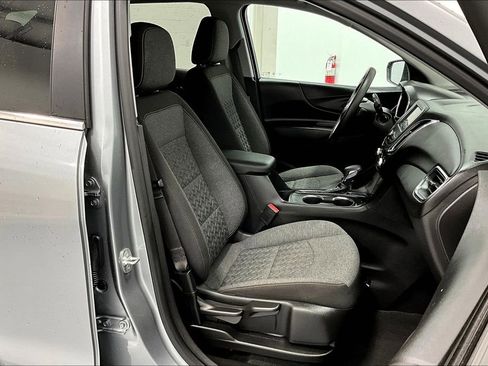 Used 2023 Chevrolet Equinox LT image 10