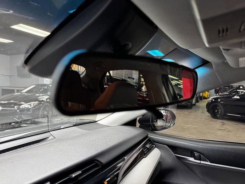 Used 2019 Toyota Camry LE w/ Carpet Mat Package image 28