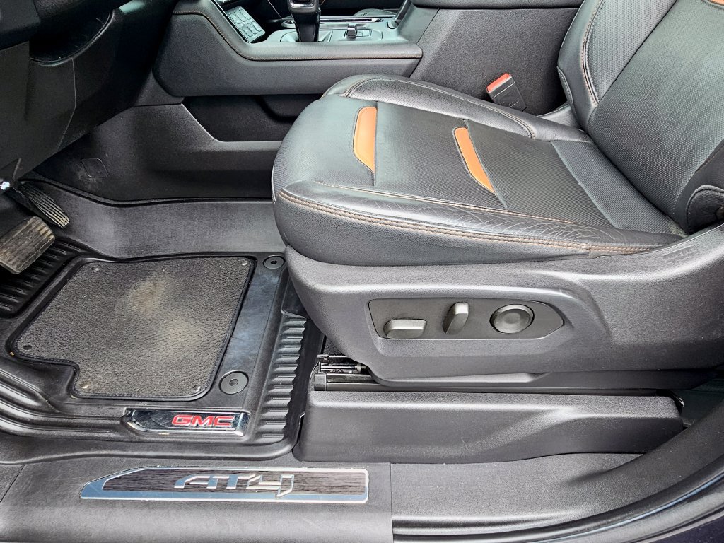 Used 2022 GMC Sierra 1500 AT4 w/ AT4 Premium Package AWD/4WD image 19