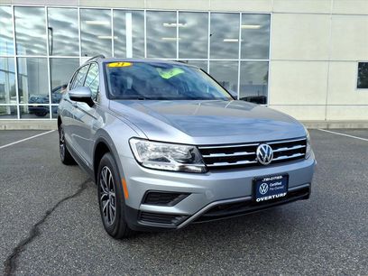 Certified 2021 Volkswagen Tiguan SE w/ Panoramic Sunroof Package