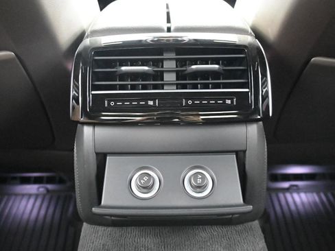 Used 2021 Audi A8 L 3.0T AWD/4WD image 39