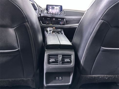 Used 2021 Nissan Rogue SV w/ Premium Package image 22