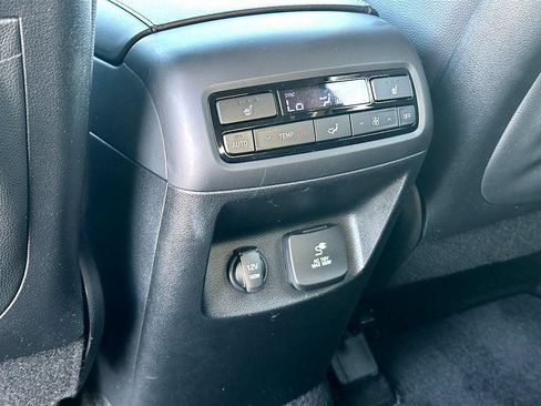 Used 2022 Hyundai Palisade SEL w/ Premium Package AWD/4WD image 24