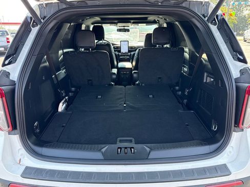 New 2024 Ford Explorer ST w/ Equipment Group 401A AWD/4WD image 18