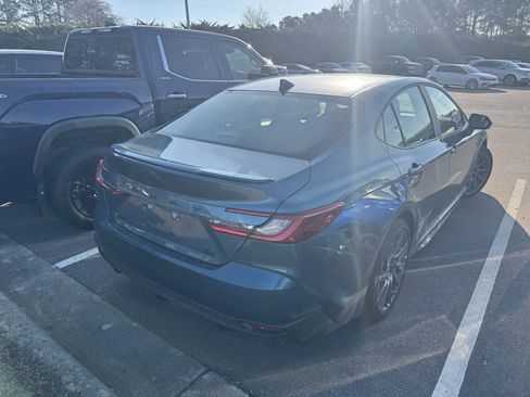 Certified 2025 Toyota Camry SE image 4