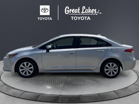 New 2026 Toyota Corolla LE FWD image 2