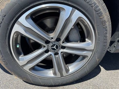 Used 2022 Mercedes-Benz GLC 300 4MATIC w/ Premium Package Lite image 21