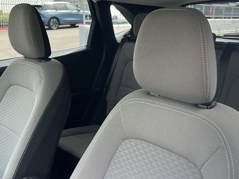 Certified 2022 Ford Escape SE w/ SE Sport Appearance Package FWD image 15