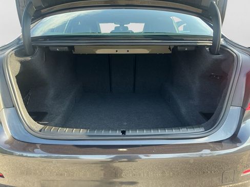 Used 2018 BMW 540i xDrive image 17