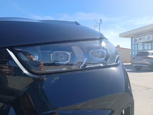 New 2026 BMW X5 sDrive40i image 4