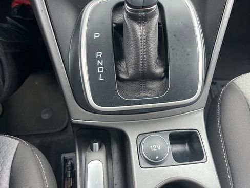 Used 2017 Ford C-MAX SE image 24