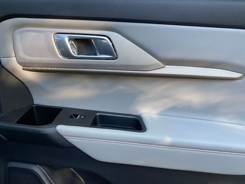 New 2026 Ford Explorer Active w/ Active Comfort Package image 19