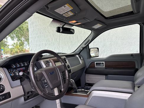 Used 2014 Ford F150 Lariat w/ Equipment Group 502A Luxury image 9