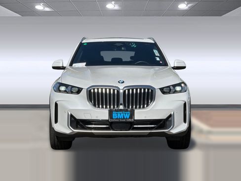 Used 2024 BMW X5 xDrive40i w/ Premium Package AWD/4WD image 6