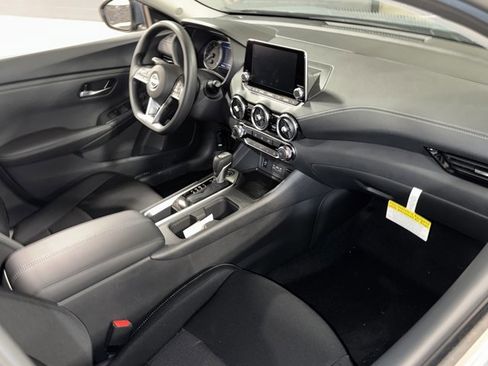 New 2025 Nissan Sentra SV image 8