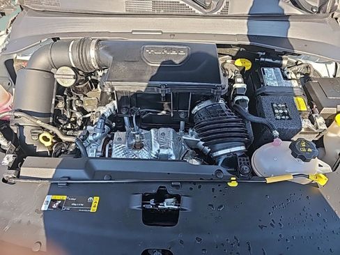 Used 2025 Jeep Compass Limited image 10