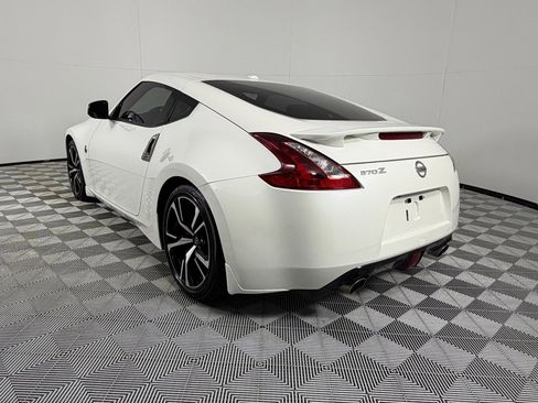 Used 2019 Nissan 370Z Touring Sport RWD image 7